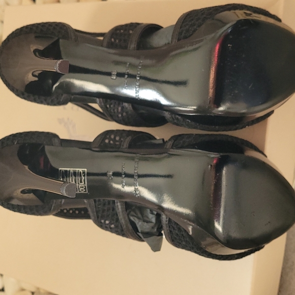 BURBERRY platform sandal - Picture 12 of 12